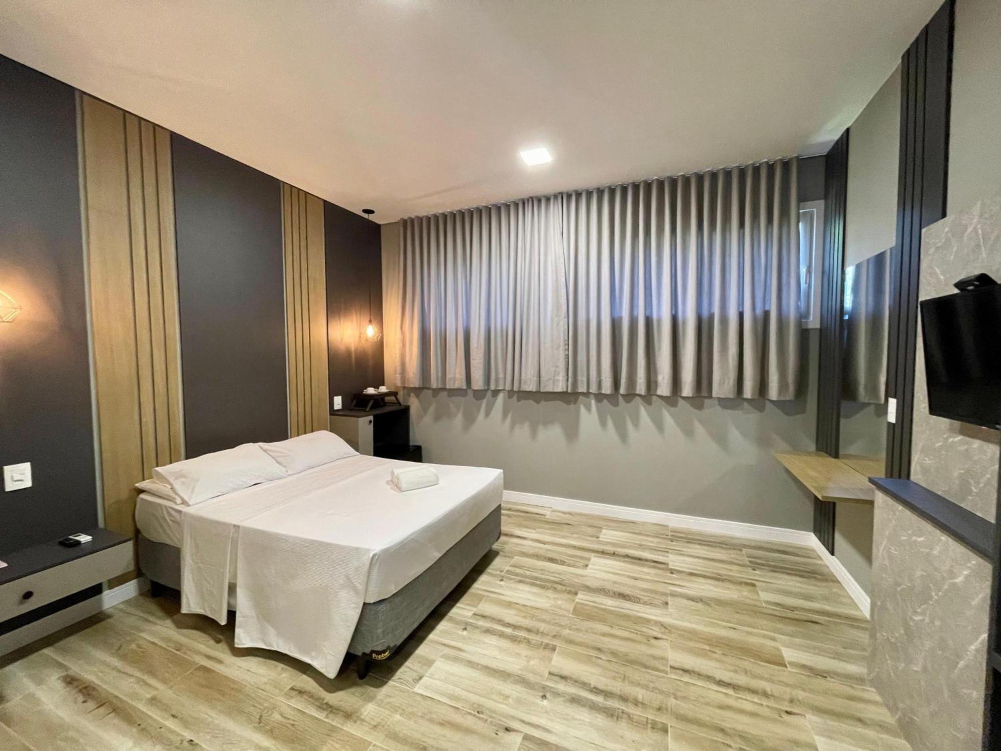 Eleganz Suites Exclusive Centro Грамаду Экстерьер фото
